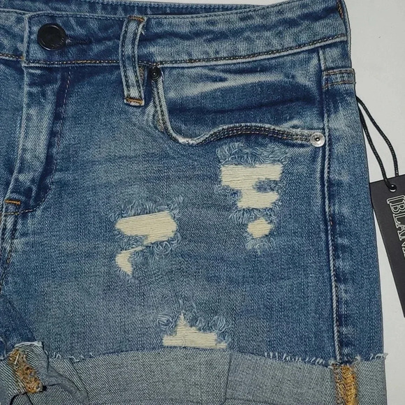BLANK NYC Distressed Roll Up "The Fulton" Jean Shorts Size 26 NWT - Picture 2 of 12
